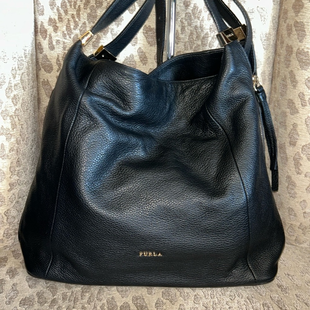 Furla Black pebbled leather two way handbag shoulder bag